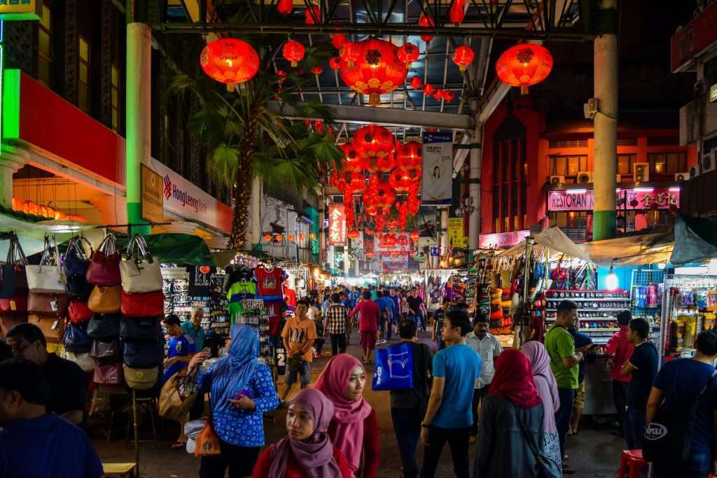 kuala lumpur busy street