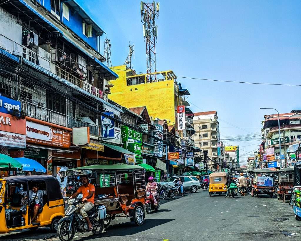 Phnom Penh language and culture